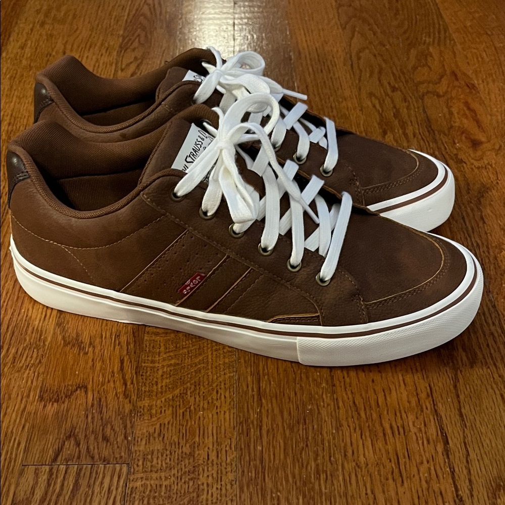 Levi's Brown and White Sneakers